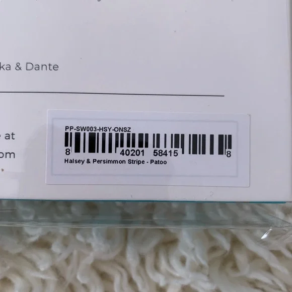 Posh Peanut Reversible Patoo / Blanket - NIB - Picture 3 of 3